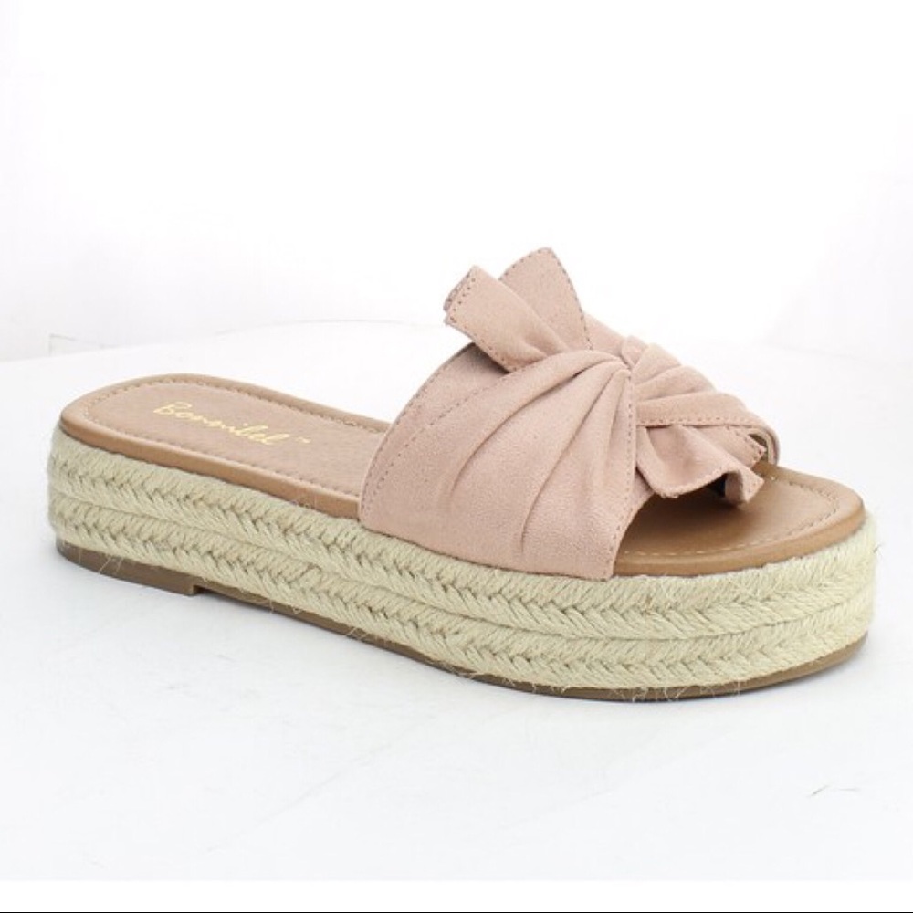 LAST‼️CLEARANCE‼️Espadrille Slip on’s - Picture 7 of 7